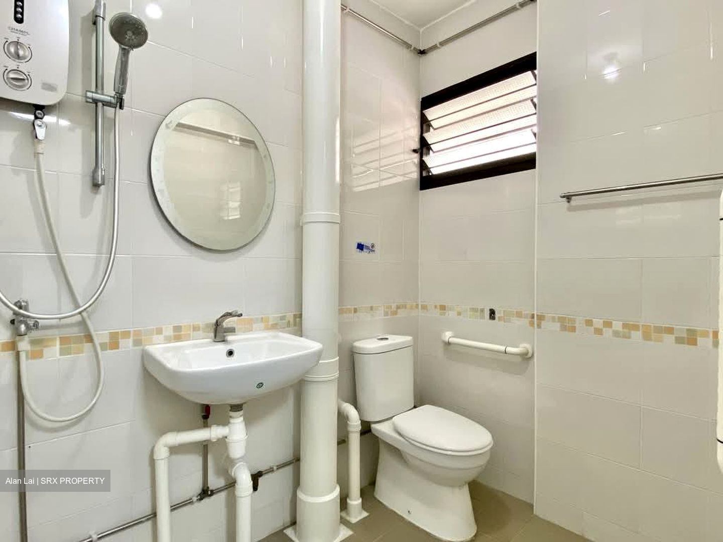 Blk 226 Jurong East Street 21 (Jurong East), HDB 5 Rooms #566711171